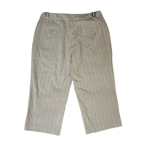Y2K Tan Short Capri Pants Pinstripe 5/6 Long shorts - Picture 2 of 3